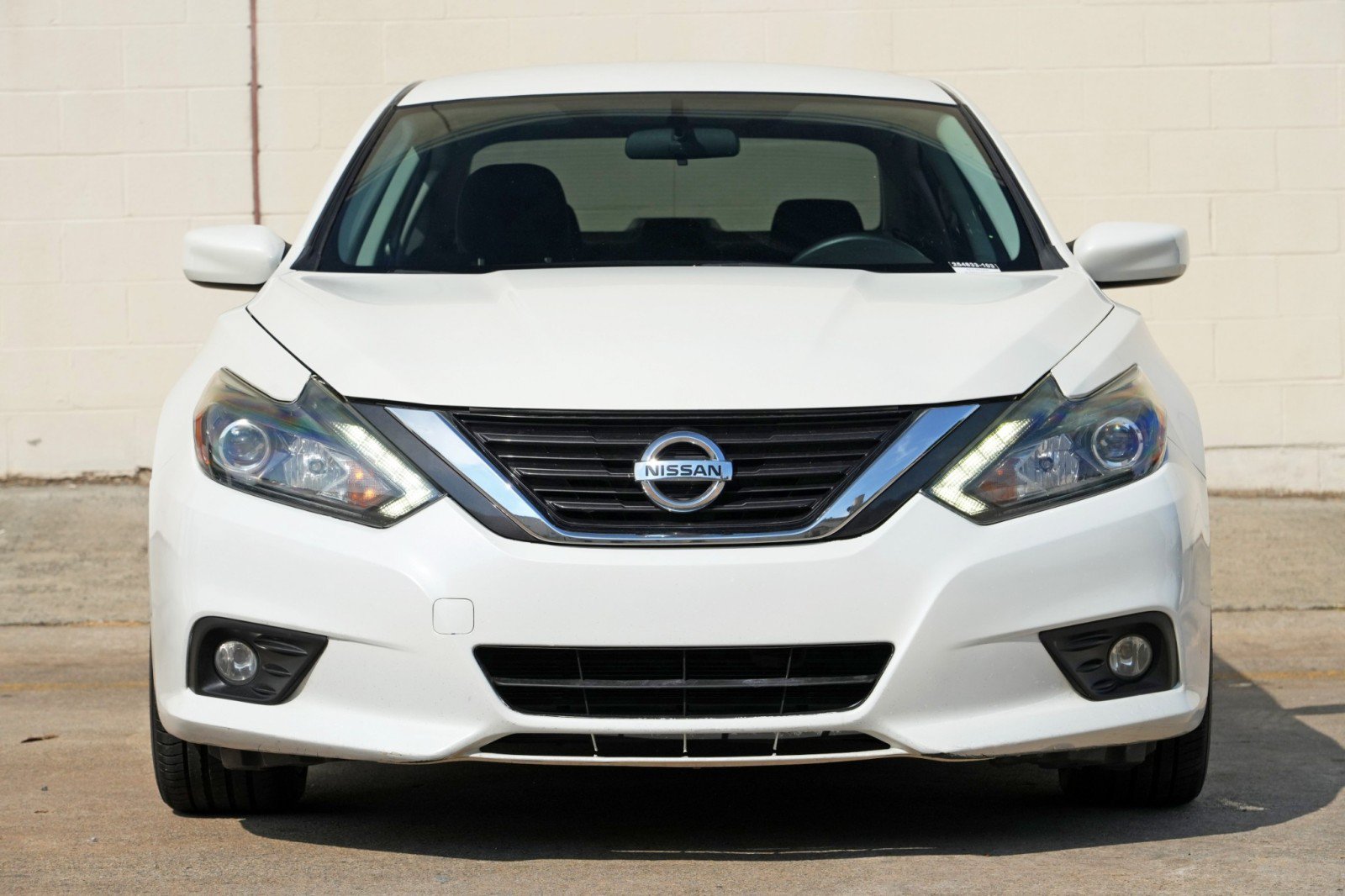 Used 2016 Nissan Altima 2.5 SR w/ LED Appearance Package FWD image 6