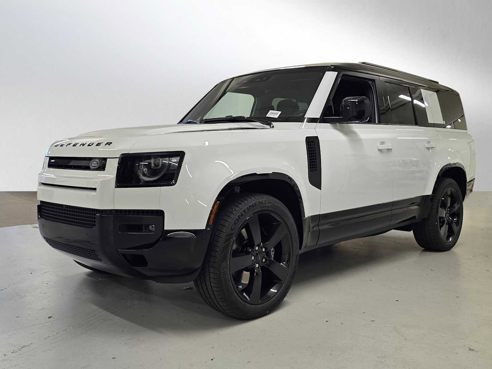 New 2026 Land Rover Defender 130 V8 image 7