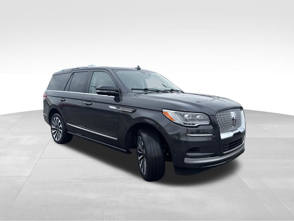 Used 2023 Lincoln Navigator Reserve image 7