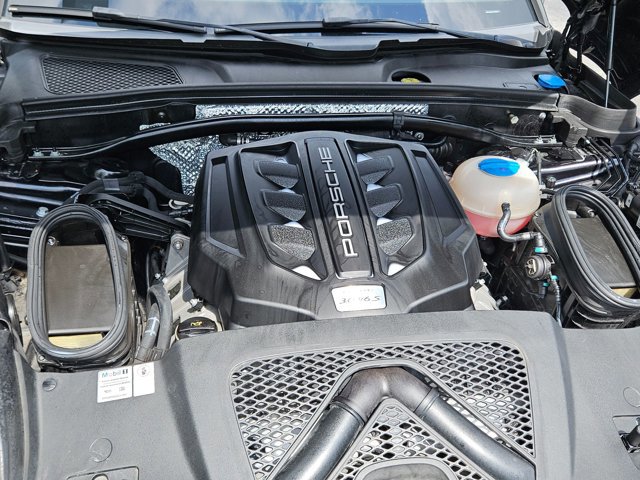 Used 2018 Porsche Macan S AWD/4WD image 26