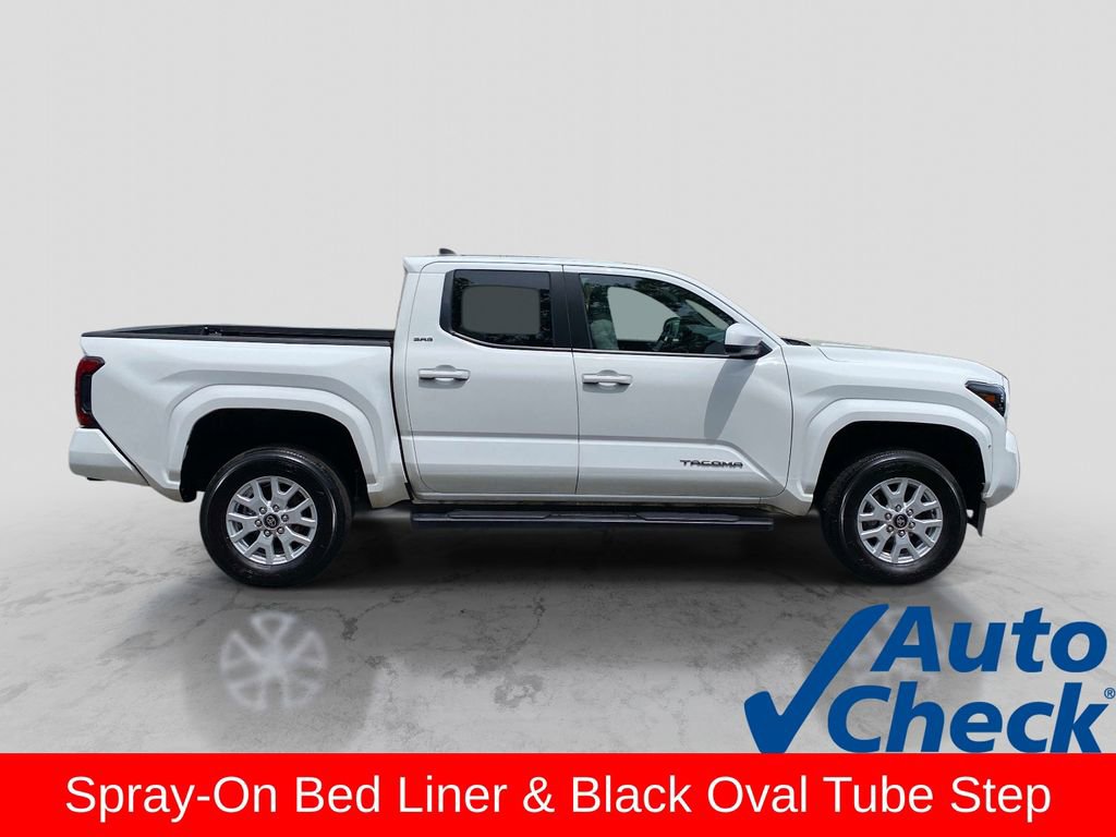 Used 2025 Toyota Tacoma SR5 AWD/4WD image 8