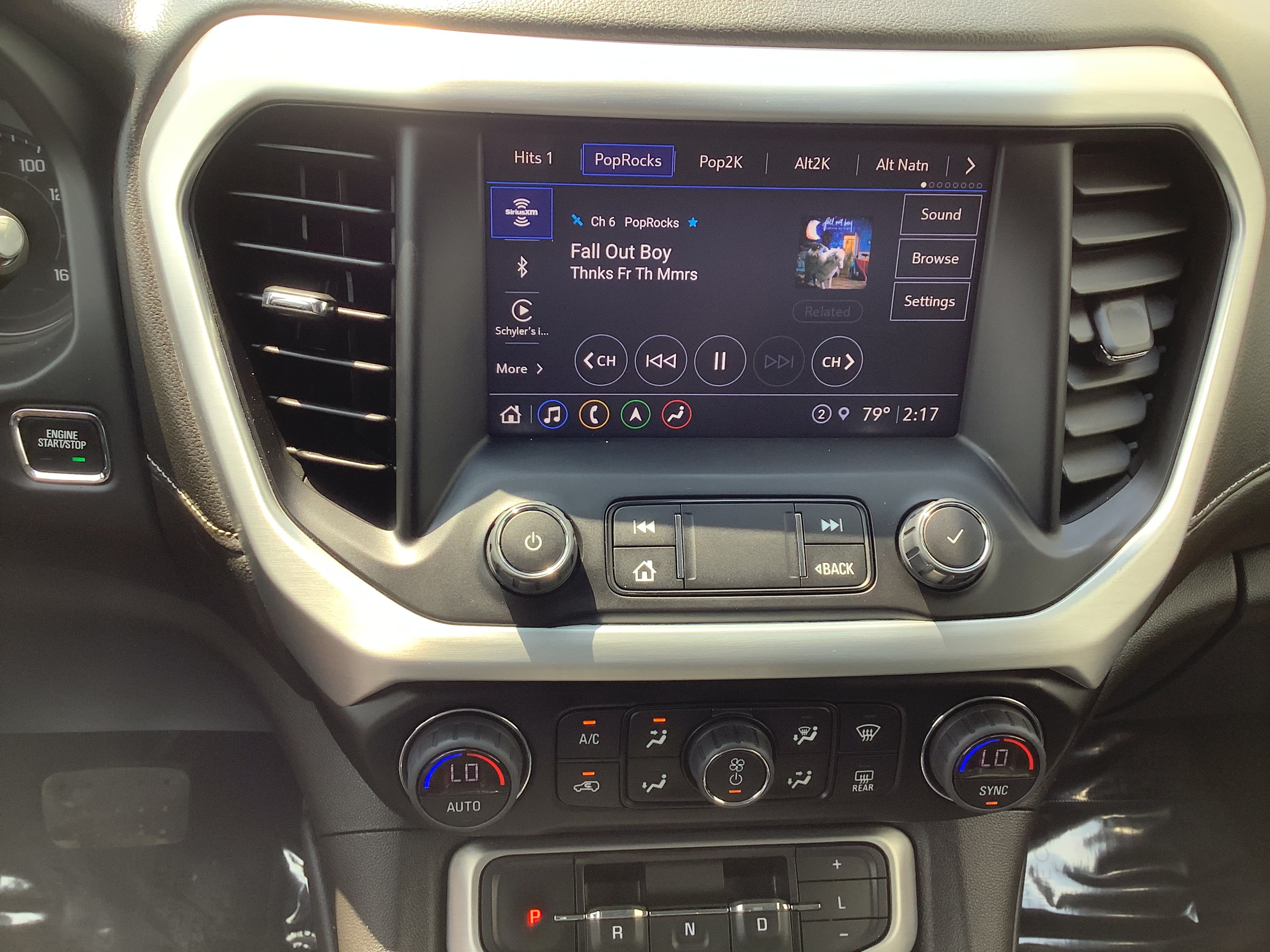 Used 2023 GMC Acadia SLT AWD/4WD image 23