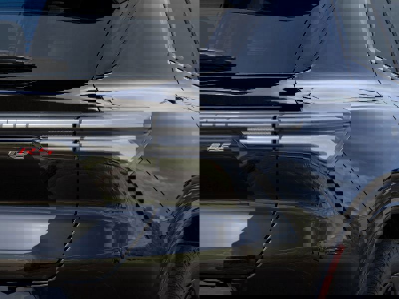 New 2025 Chevrolet Equinox EV RS image 35