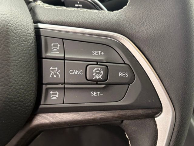 New 2026 Jeep Grand Cherokee Limited w/ Limited Altitude Package image 19