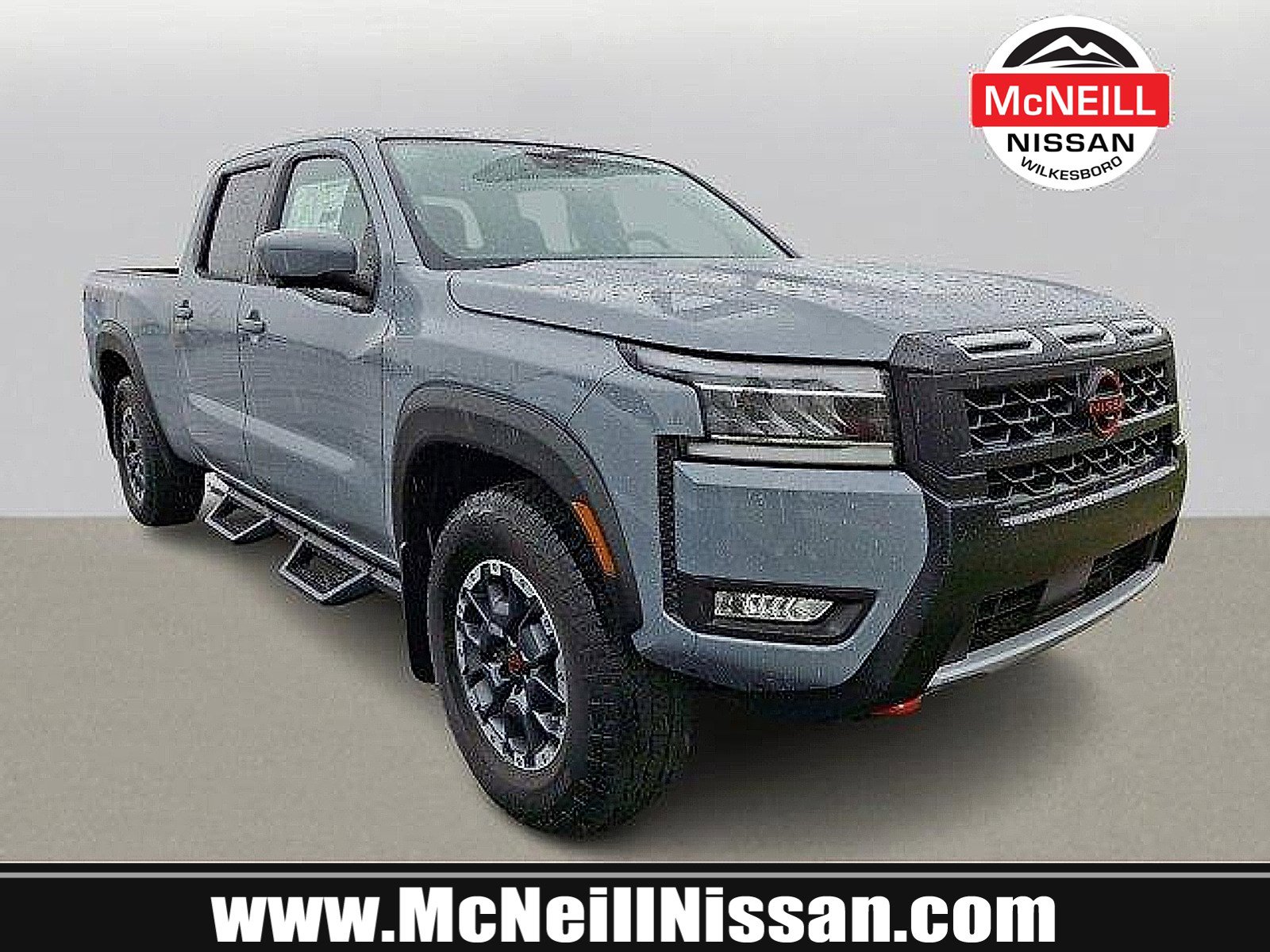 New 2025 Nissan Frontier PRO-4X w/ Pro Premium Package