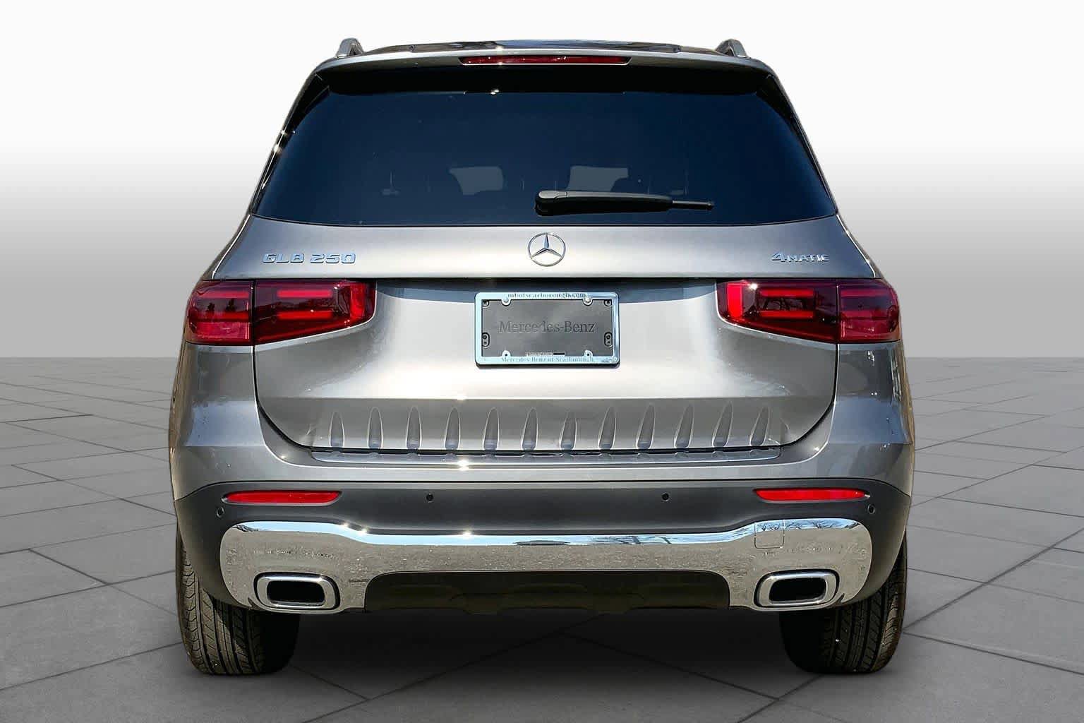 New 2026 Mercedes-Benz GLB 250 4MATIC image 4