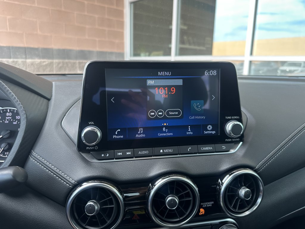 Used 2025 Nissan Sentra SV w/ Trunk Package FWD image 18