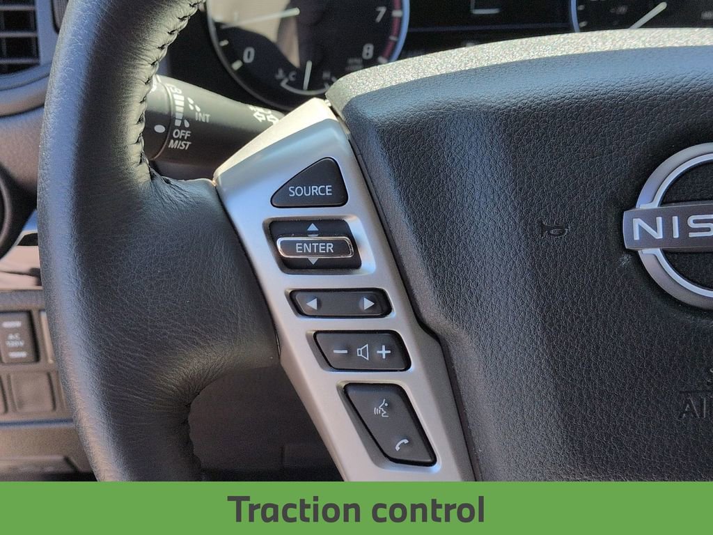 Used 2024 Nissan Titan SV w/ SV Convenience Package AWD/4WD image 20
