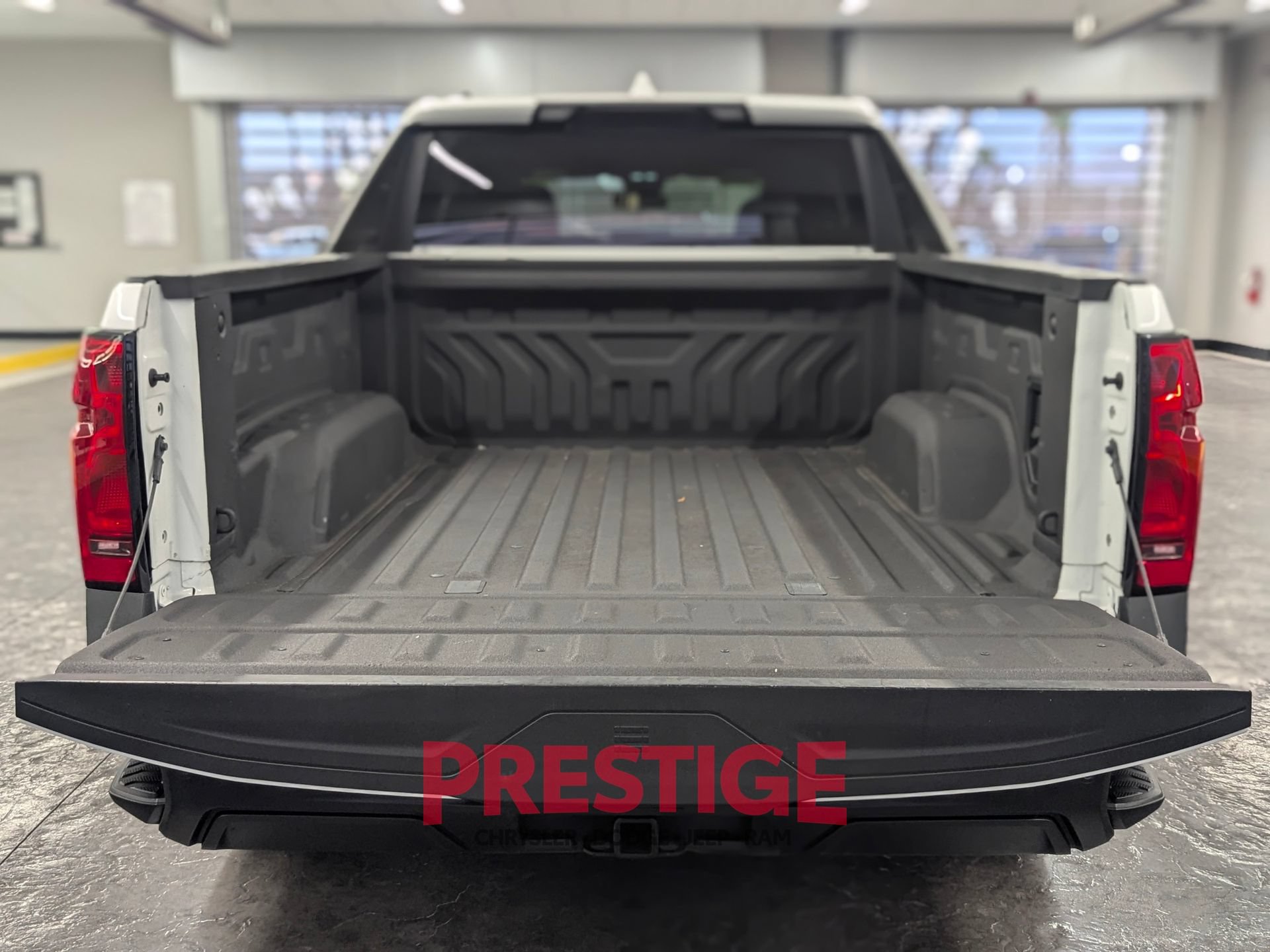 Used 2024 Chevrolet Silverado EV W/T AWD/4WD image 9