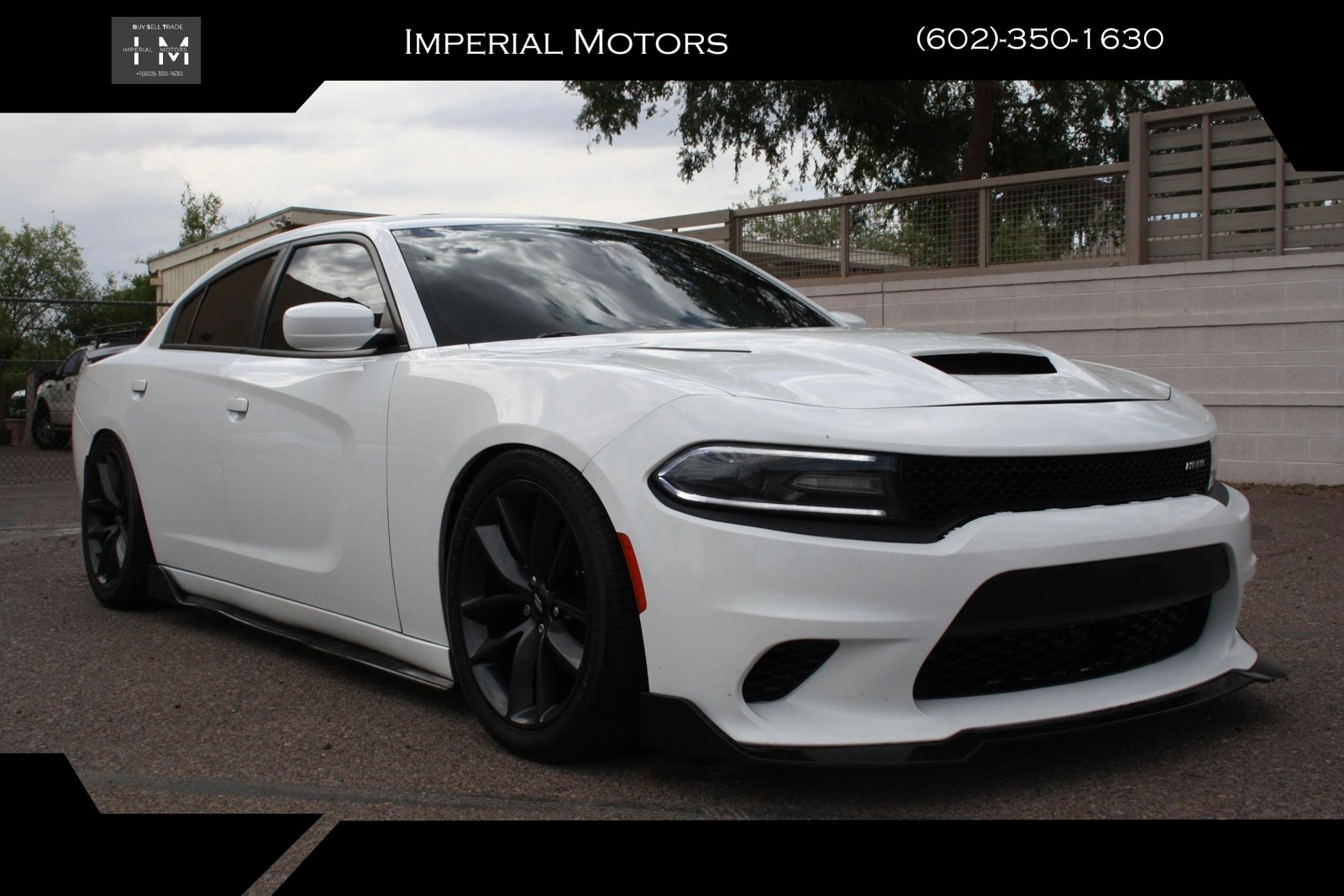 Used 2015 Dodge Charger R/T RWD image 1