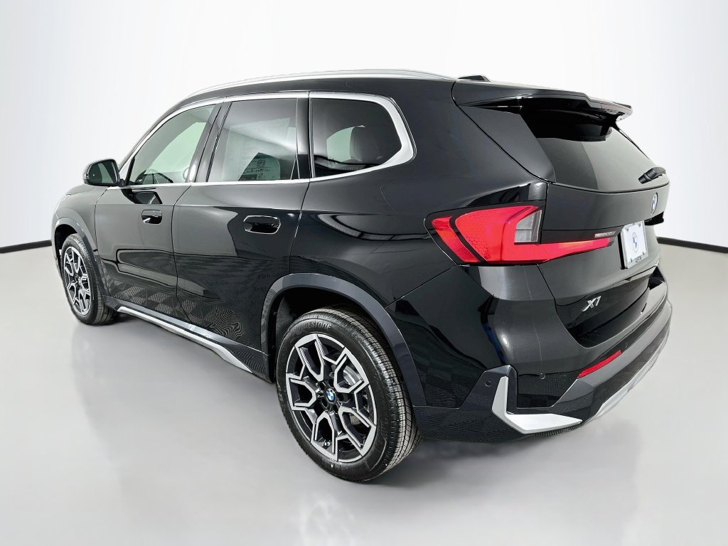New 2027 BMW X1 xDrive28i w/ Technology Package AWD/4WD image 7