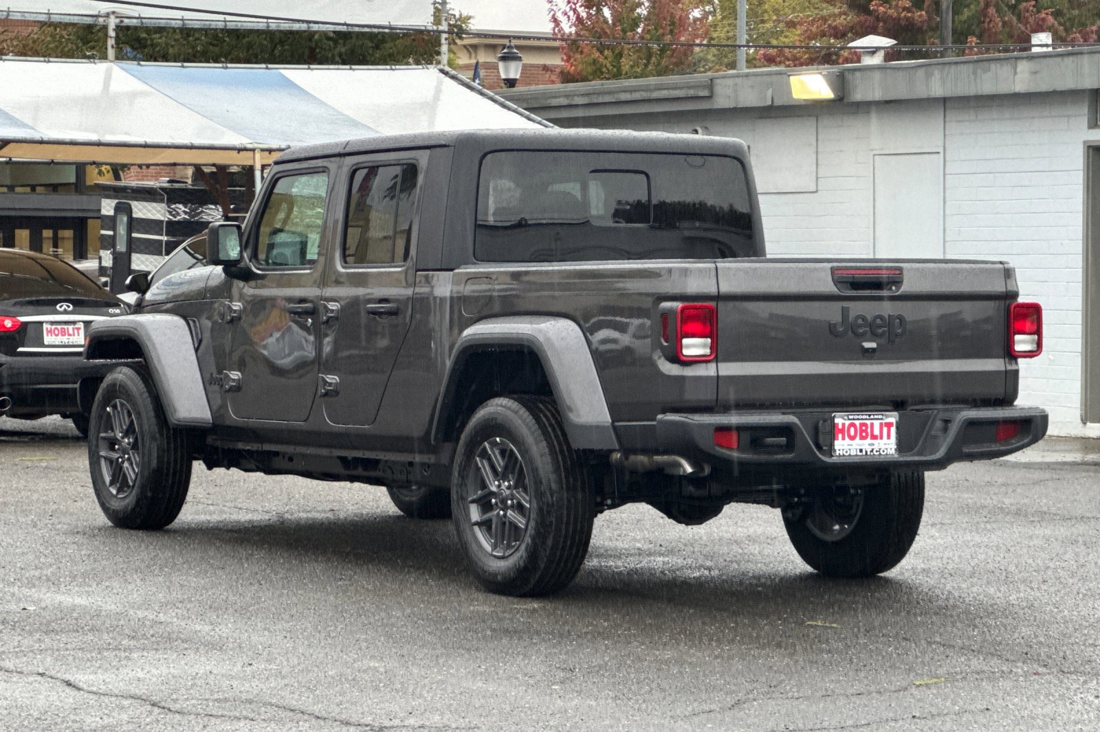 New 2025 Jeep Gladiator Sport image 5