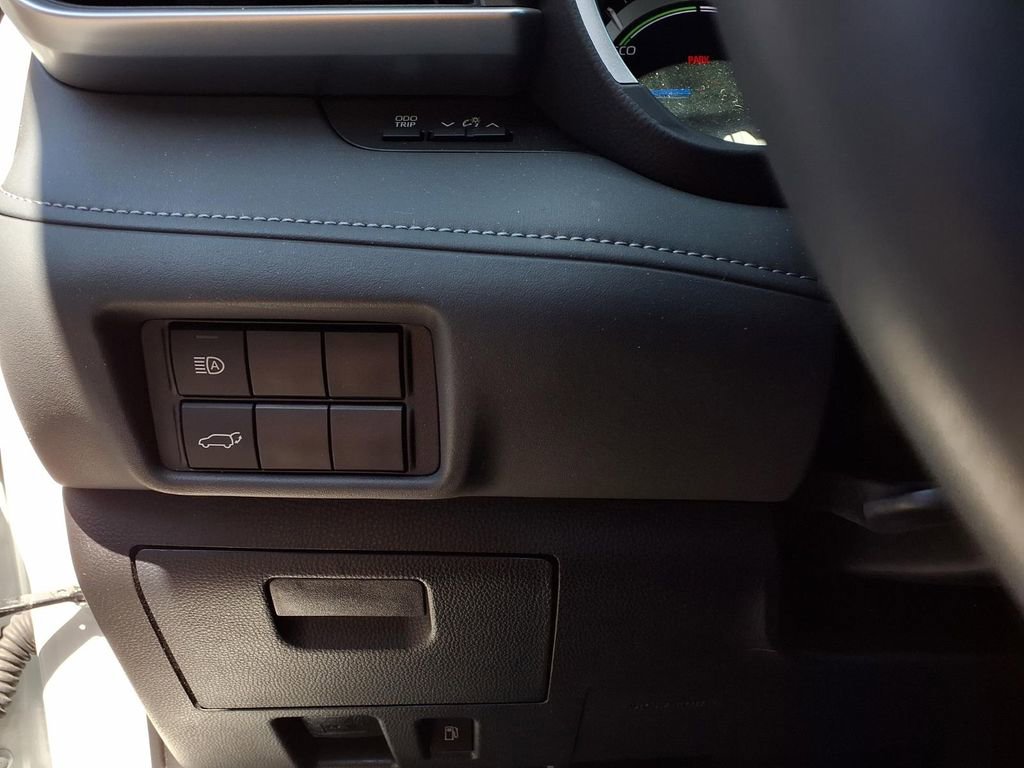 Certified 2024 Toyota Highlander XLE AWD/4WD image 15