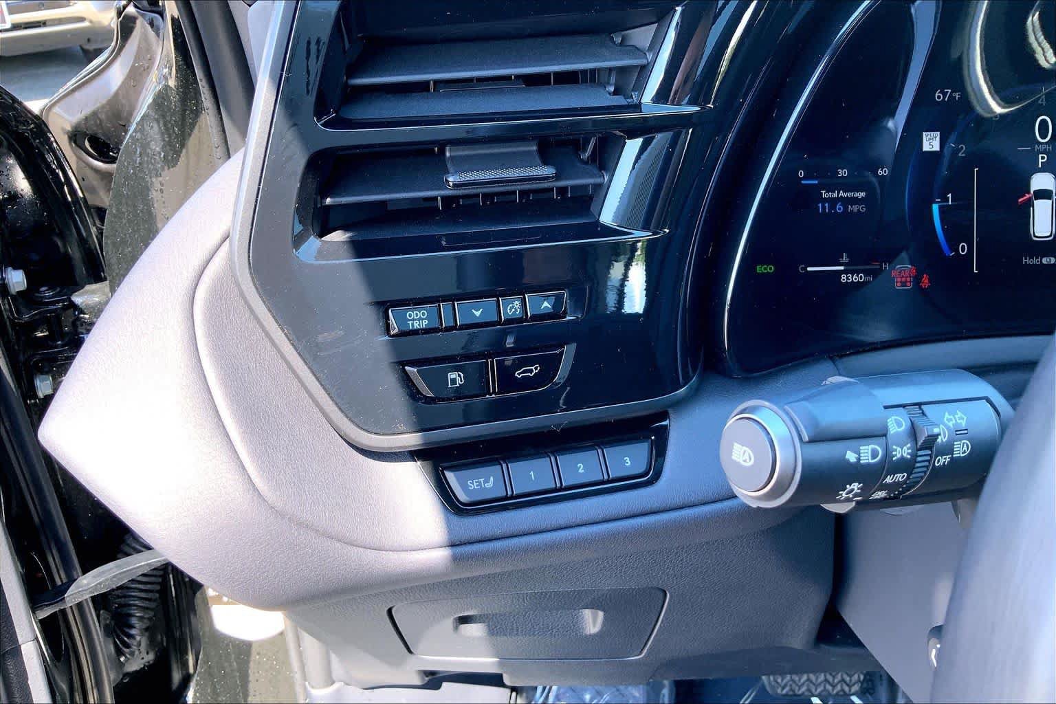 Certified 2025 Lexus TX 350 AWD w/ Technology Package image 35