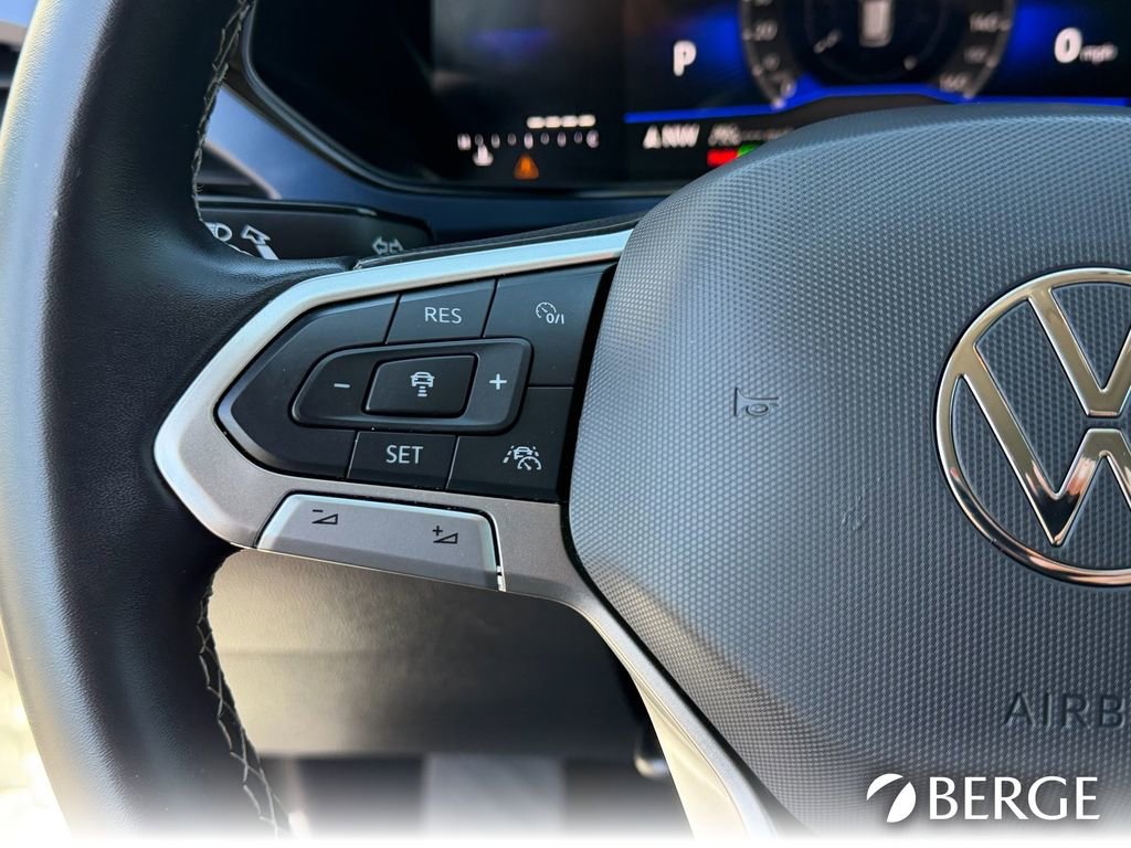 Used 2024 Volkswagen Taos SE FWD image 34