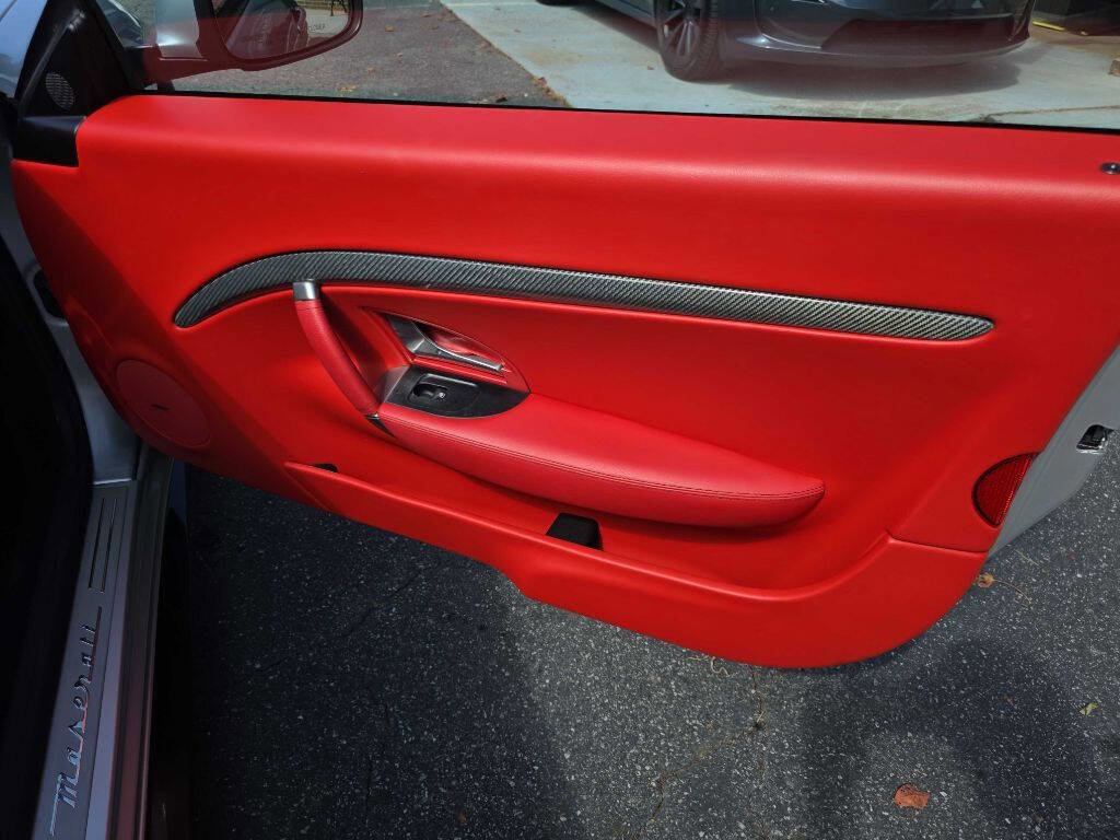 Used 2016 Maserati GranTurismo MC image 22