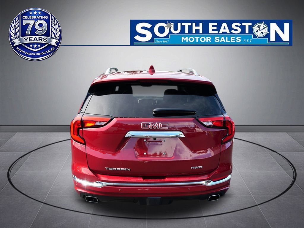 Used 2018 GMC Terrain Denali w/ Advanced Safety Package AWD/4WD image 4