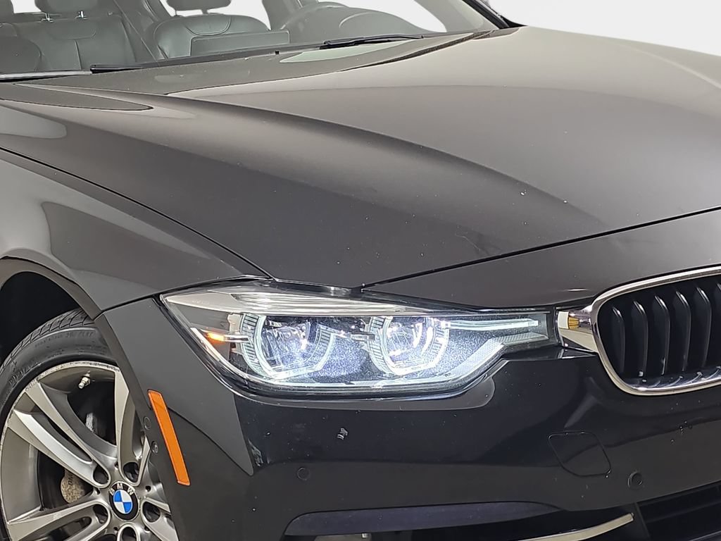 Used 2016 BMW 340i xDrive Sedan AWD/4WD image 35