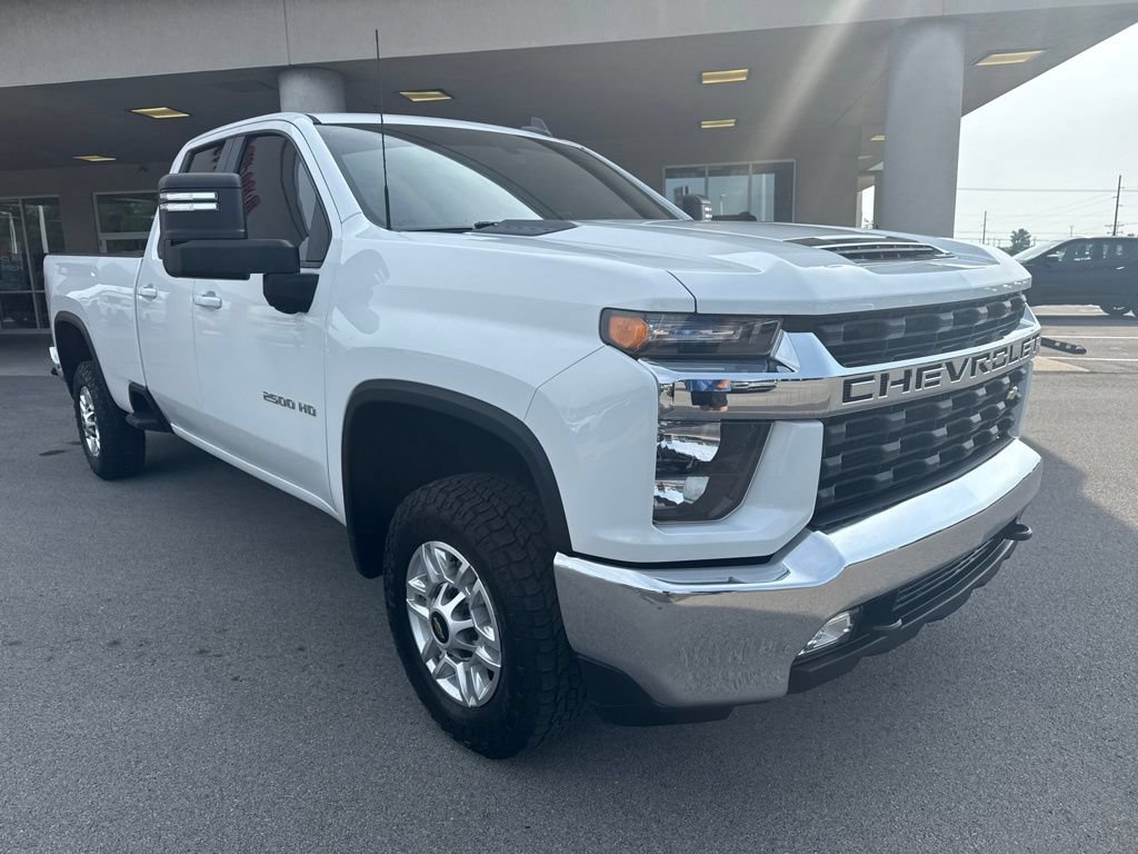 Used 2022 Chevrolet Silverado 2500 LT w/ Convenience Package RWD image 3