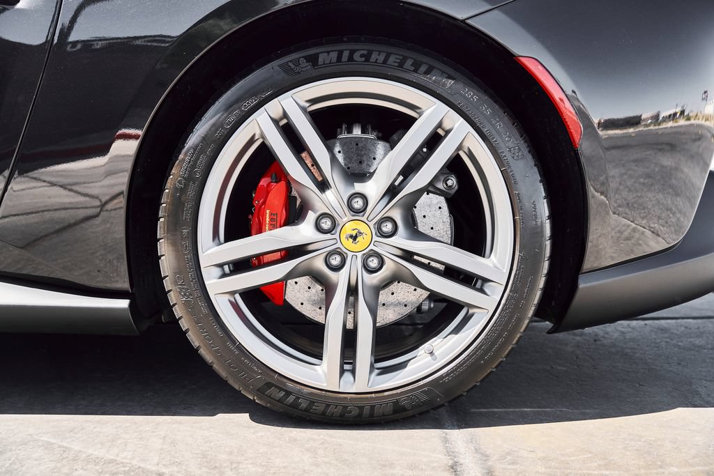 Used 2020 Ferrari Portofino RWD image 26