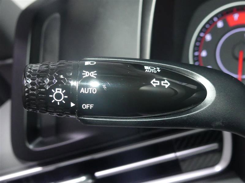 Used 2022 Hyundai Elantra SEL FWD image 33