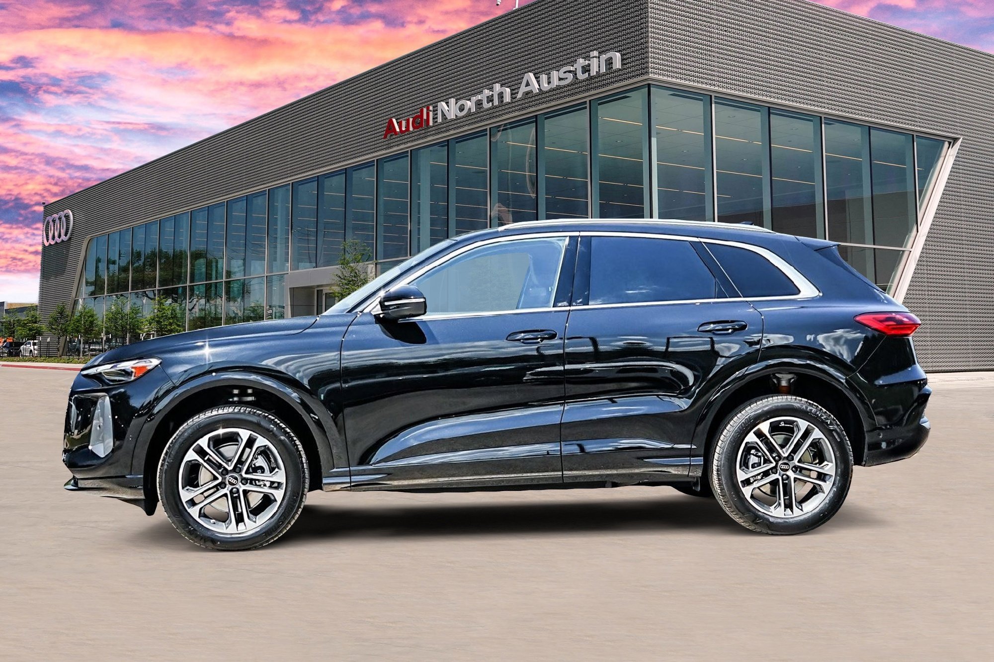 New 2025 Audi Q5 Premium image 8