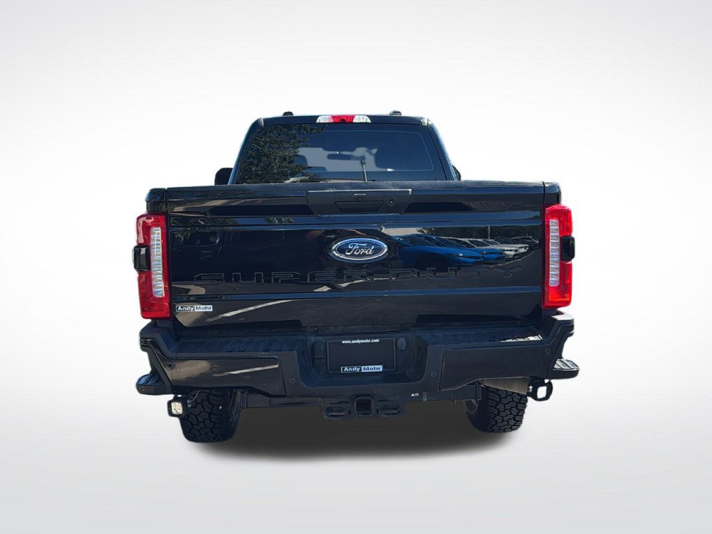 Used 2024 Ford F250 XL w/ STX Appearance Package AWD/4WD image 6