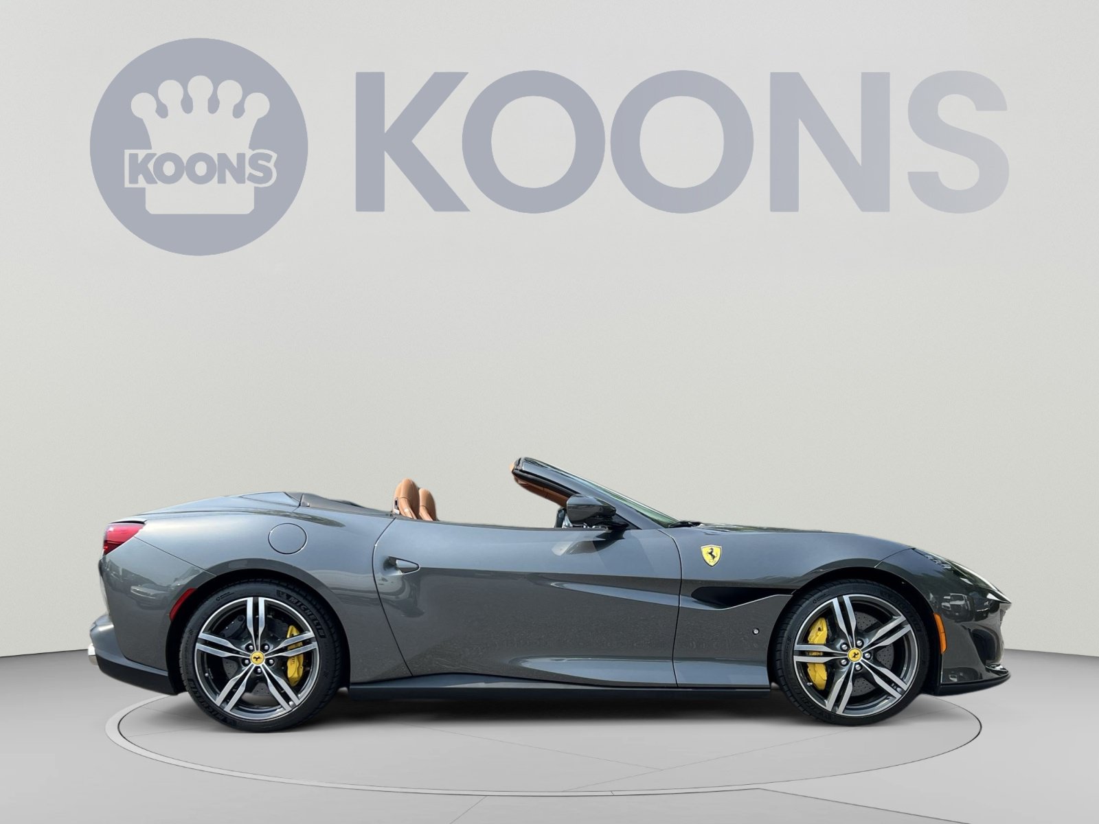 Used 2020 Ferrari Portofino RWD image 12