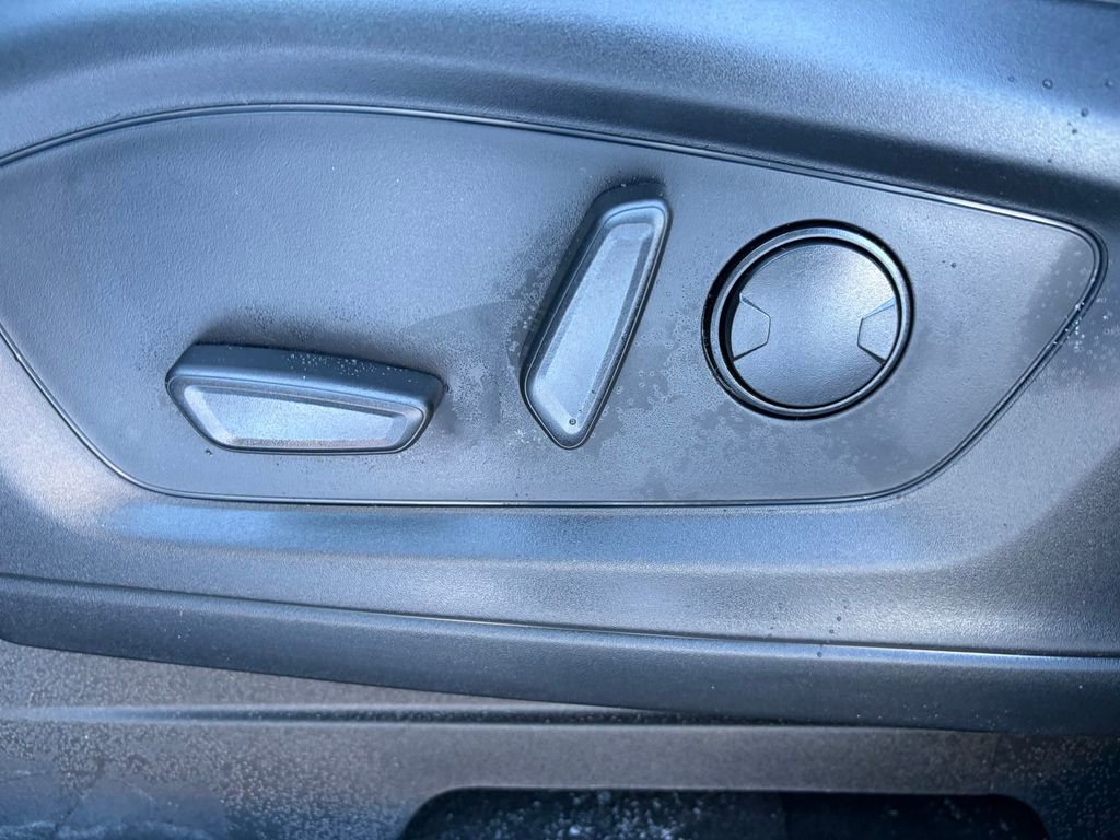 New 2026 Ford Explorer ST-Line w/ ST-Line Street Pack image 12