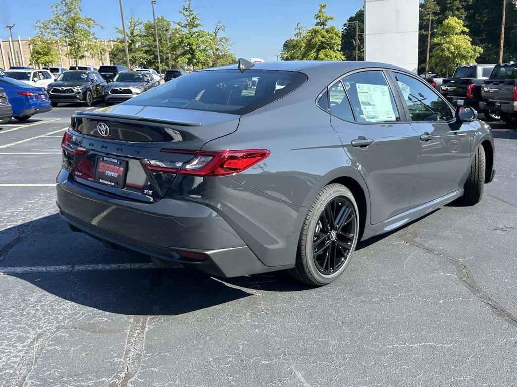 New 2026 Toyota Camry Hybrid FWD image 3