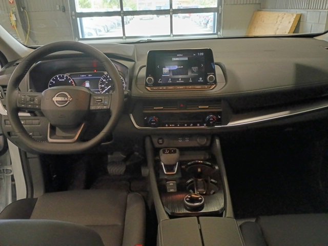 New 2026 Nissan Rogue SV image 17