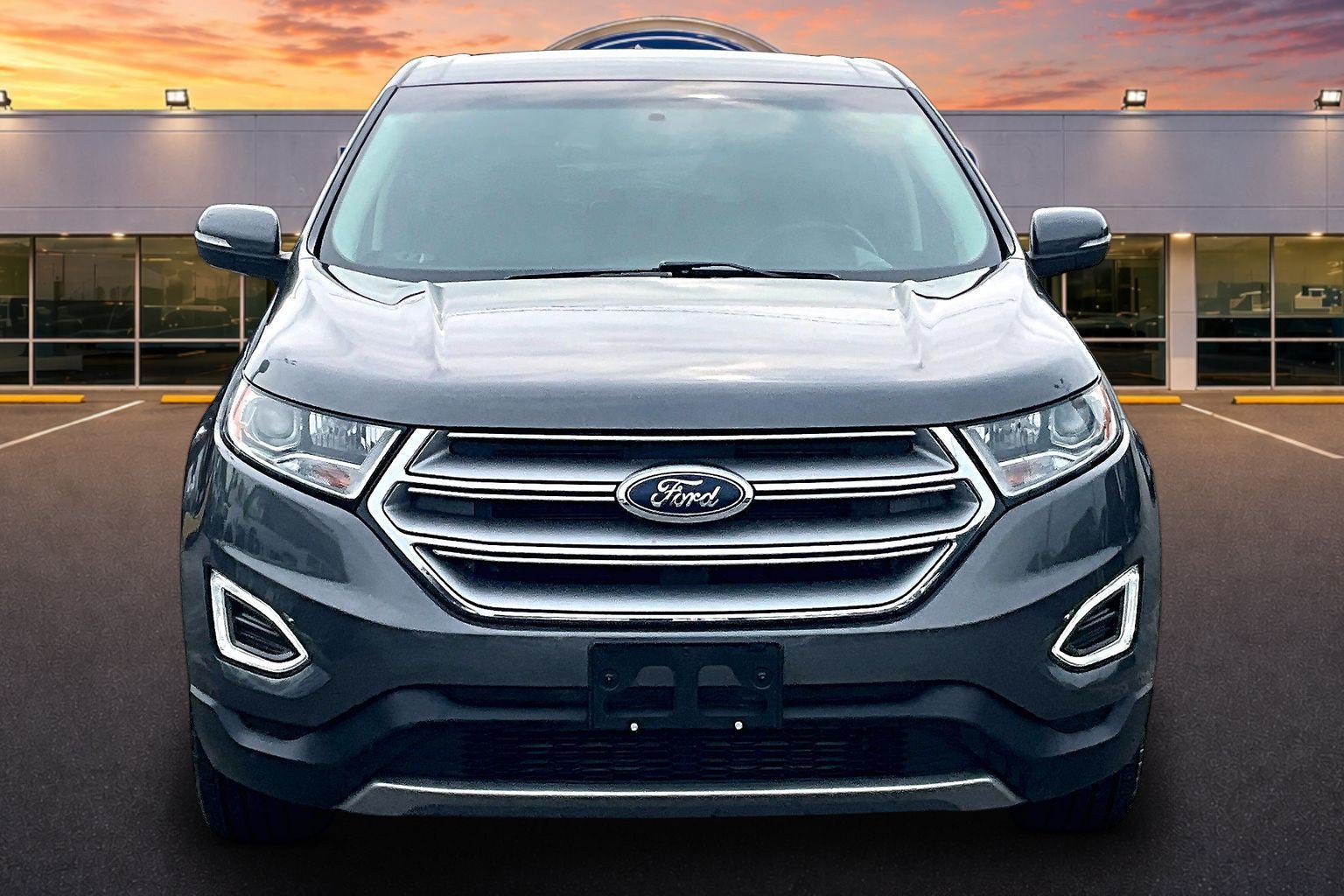 Certified 2018 Ford Edge SEL w/ Equipment Group 201A AWD/4WD image 3