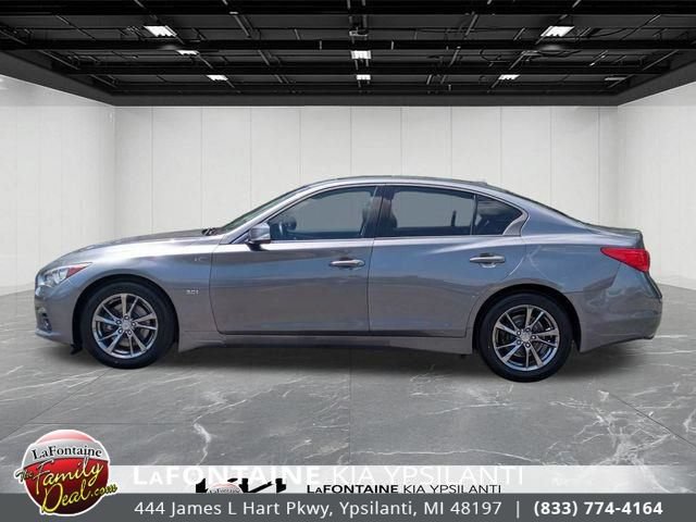 Used 2017 INFINITI Q50 Signature Edition w/ All Weather Package (L93) AWD/4WD image 2
