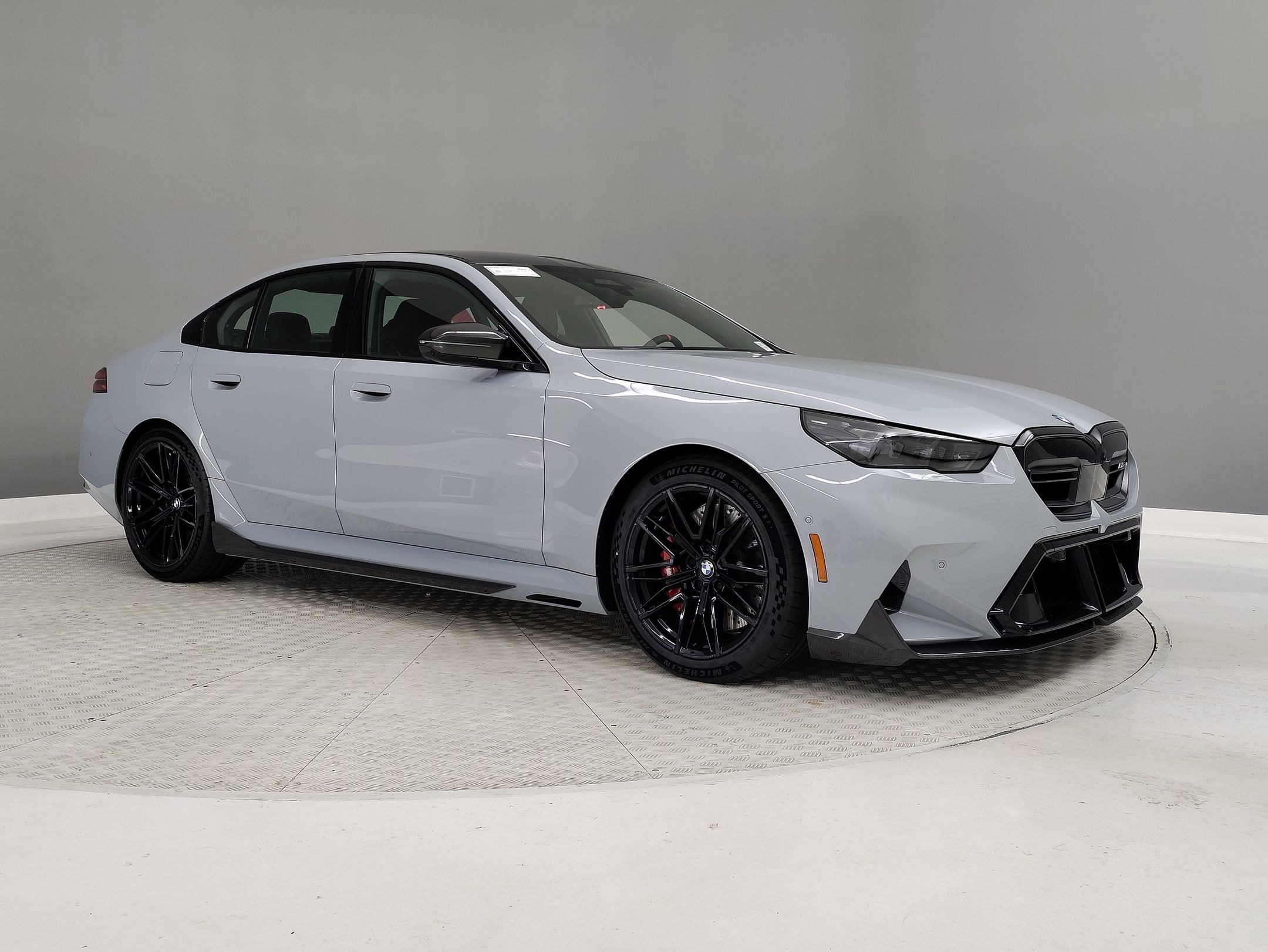 New 2026 BMW M5 w/ Carbon Package image 30