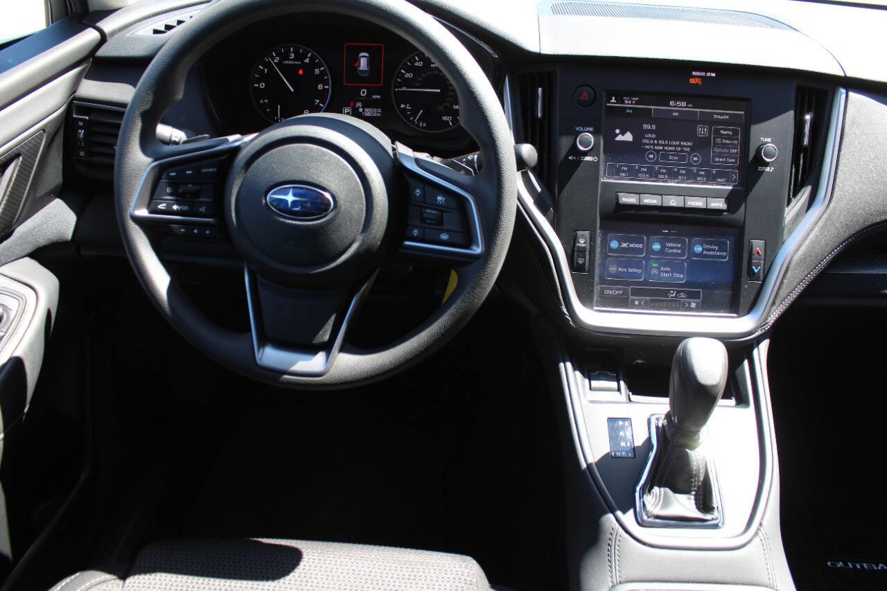 Used 2025 Subaru Outback image 14