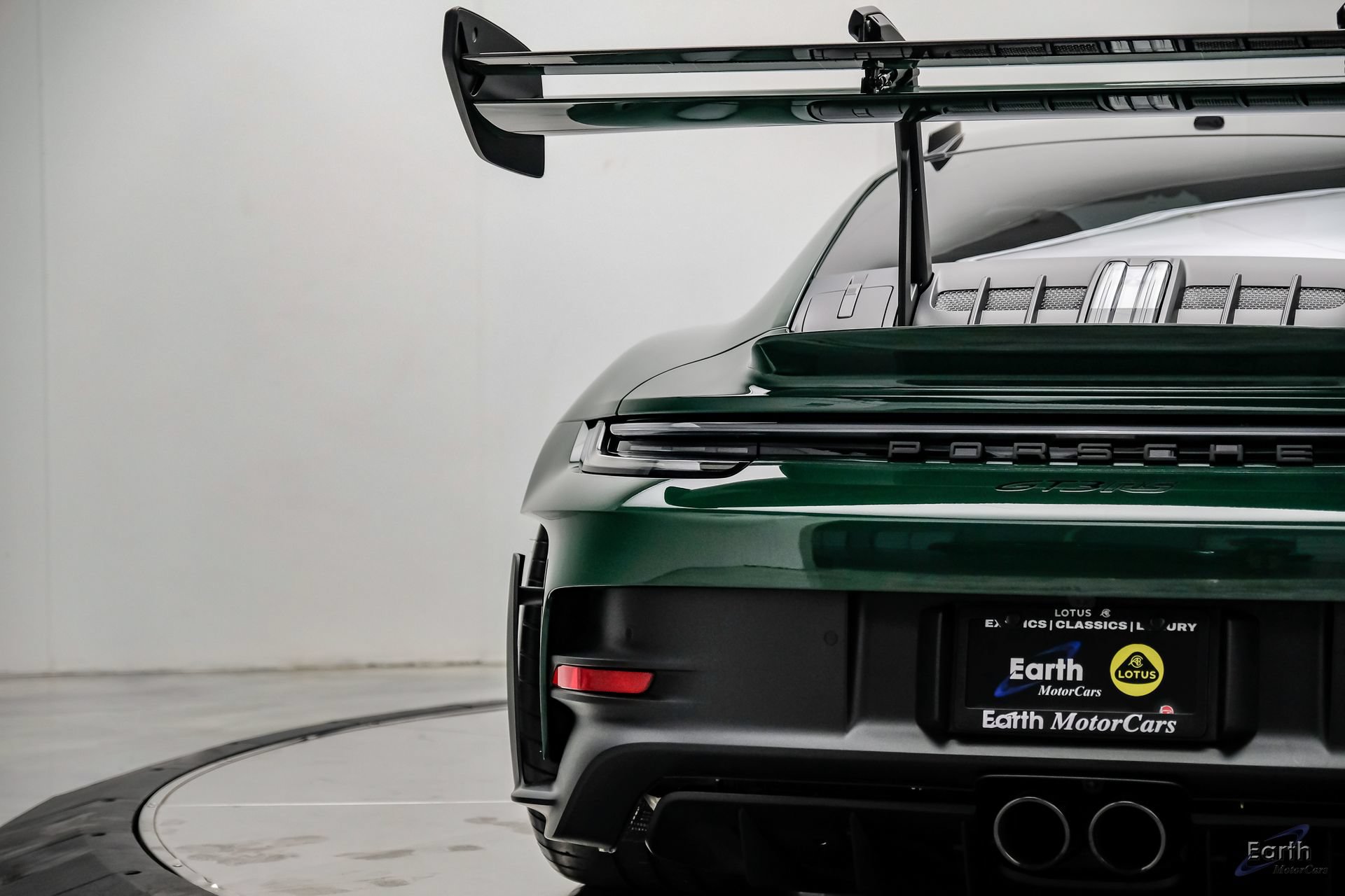Used 2025 Porsche 911 GT3 RS RWD image 17