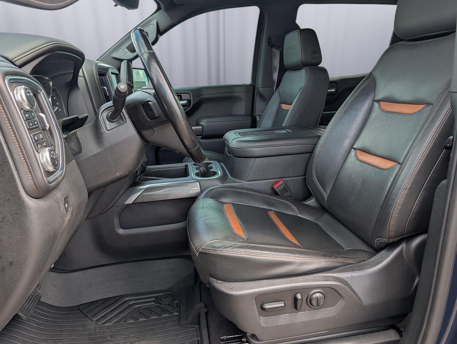 Used 2020 GMC Sierra 1500 AT4 w/ AT4 Premium Package AWD/4WD image 10
