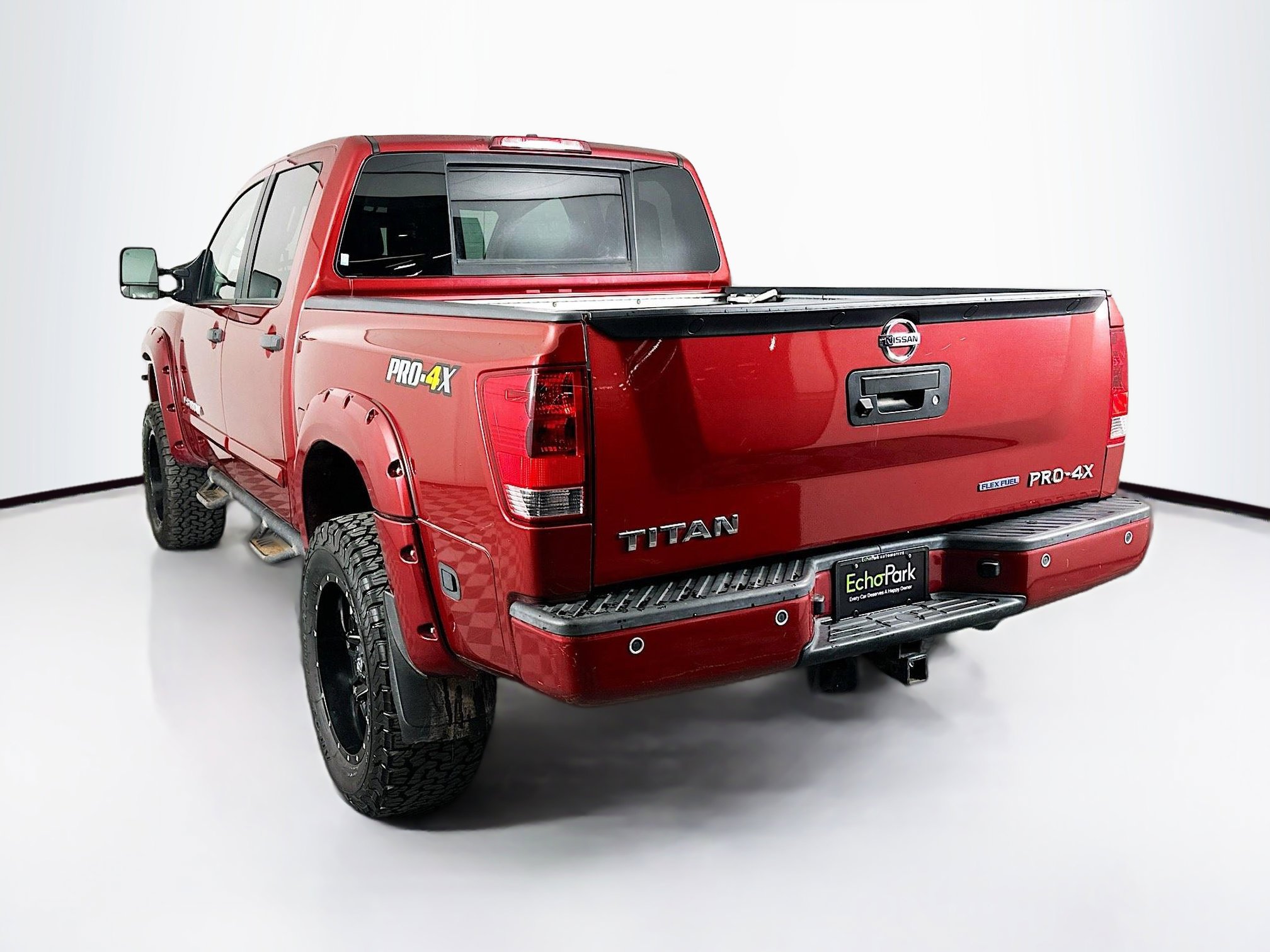 Used 2015 Nissan Titan PRO-4X image 5