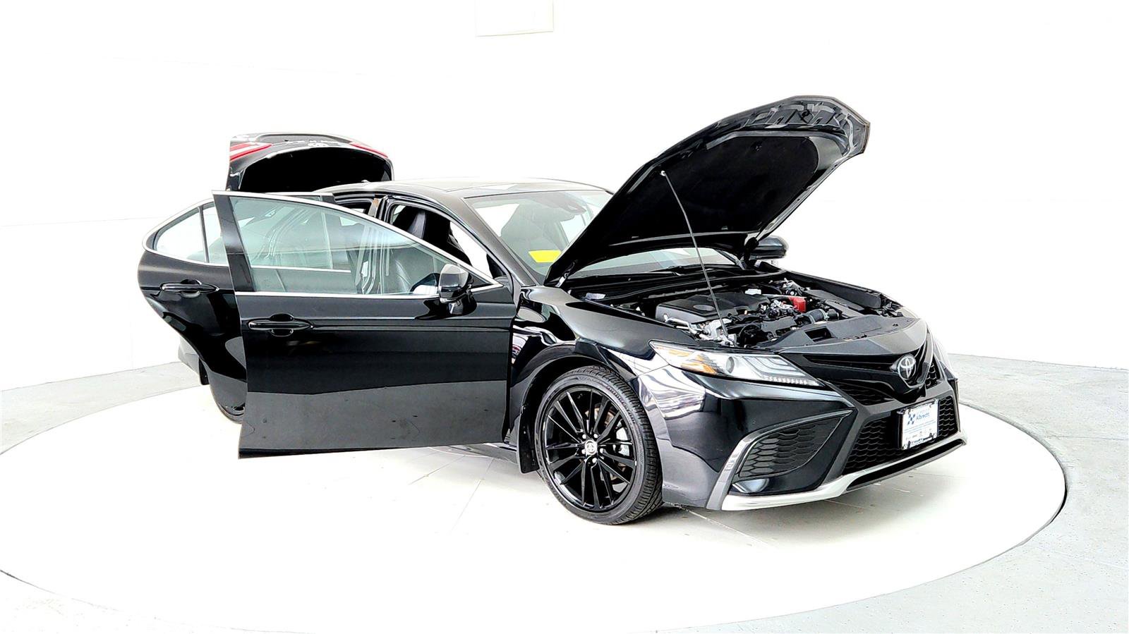 Certified 2023 Toyota Camry XSE w/ Cold Weather Package AWD/4WD image 12