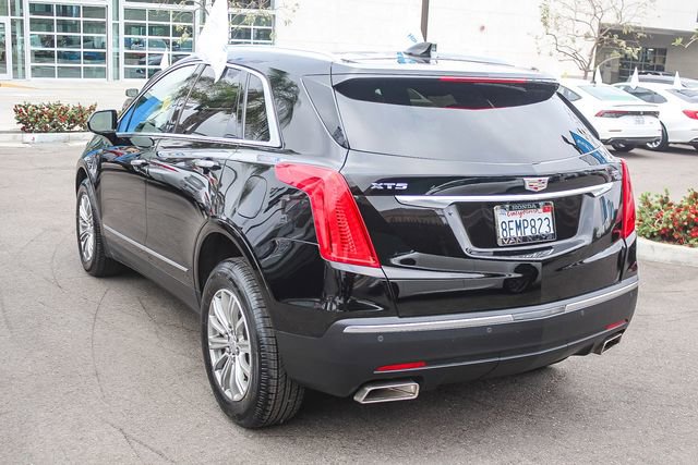 Used 2018 Cadillac XT5 Luxury w/ Driver Awareness Package image 7
