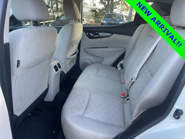 Used 2018 Nissan Rogue Sport SV image 8