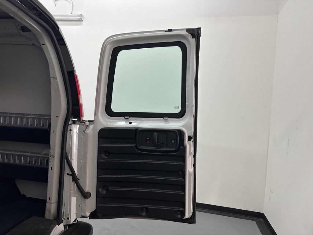 Used 2020 Chevrolet Express 2500 image 13