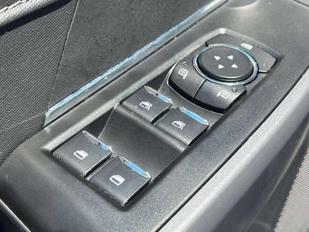 Used 2025 Ford F150 XLT w/ Equipment Group 301A Standard AWD/4WD image 19