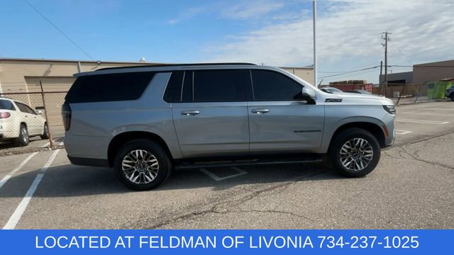 Certified 2025 Chevrolet Suburban Z71 w/ Comfort Package AWD/4WD image 8