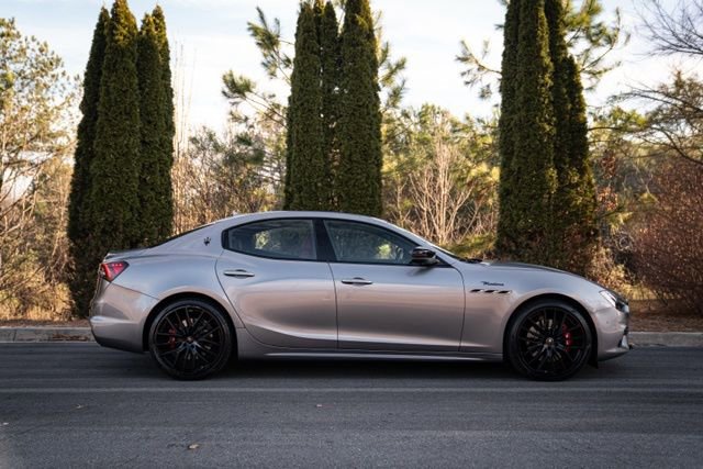 Used 2022 Maserati Ghibli Modena image 10