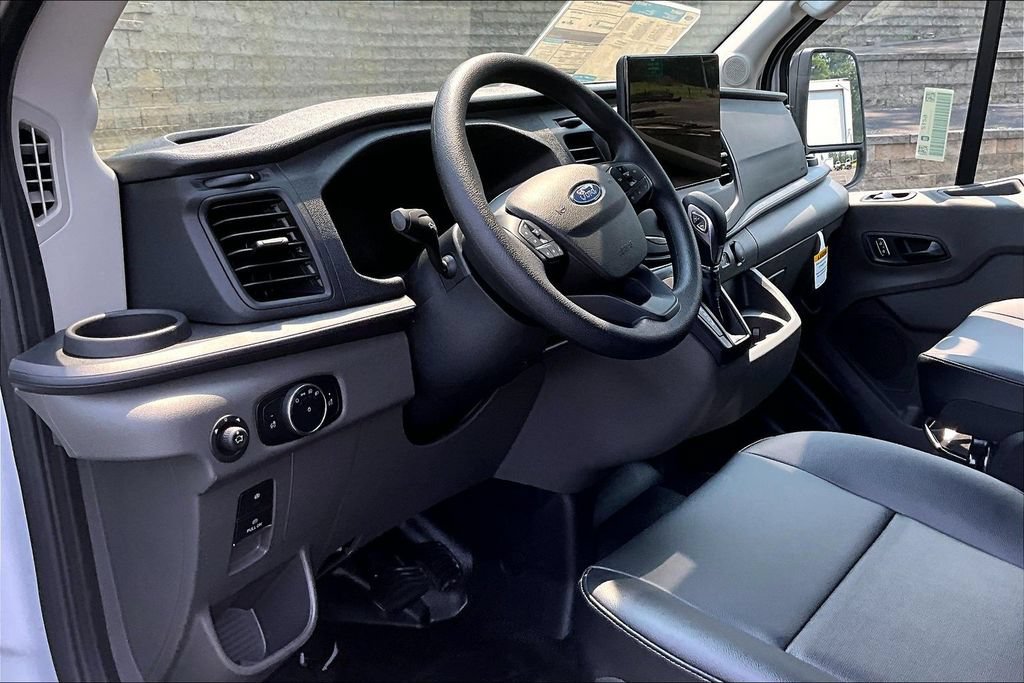 New 2026 Ford Transit 350 148 Medium Roof RWD image 6