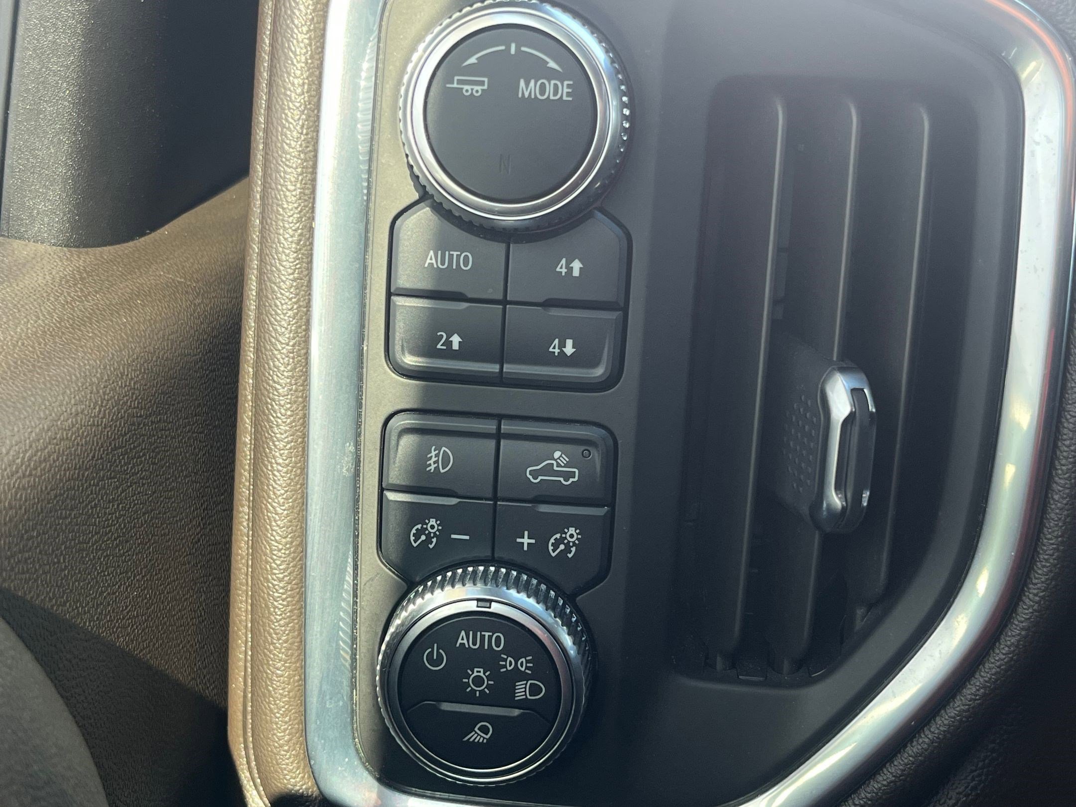 Used 2021 GMC Sierra 3500 Denali w/ Denali Ultimate Package image 33