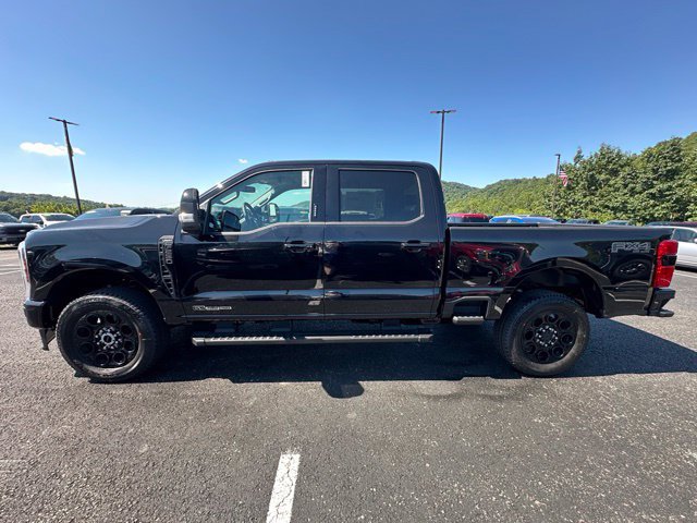 New 2026 Ford F250 Lariat w/ Black Appearance Package AWD/4WD image 2