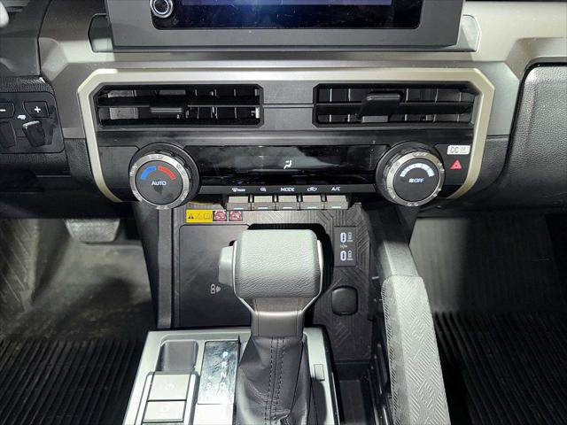 Certified 2025 Toyota Tacoma SR5 w/ SR5 Upgrade Package image 21