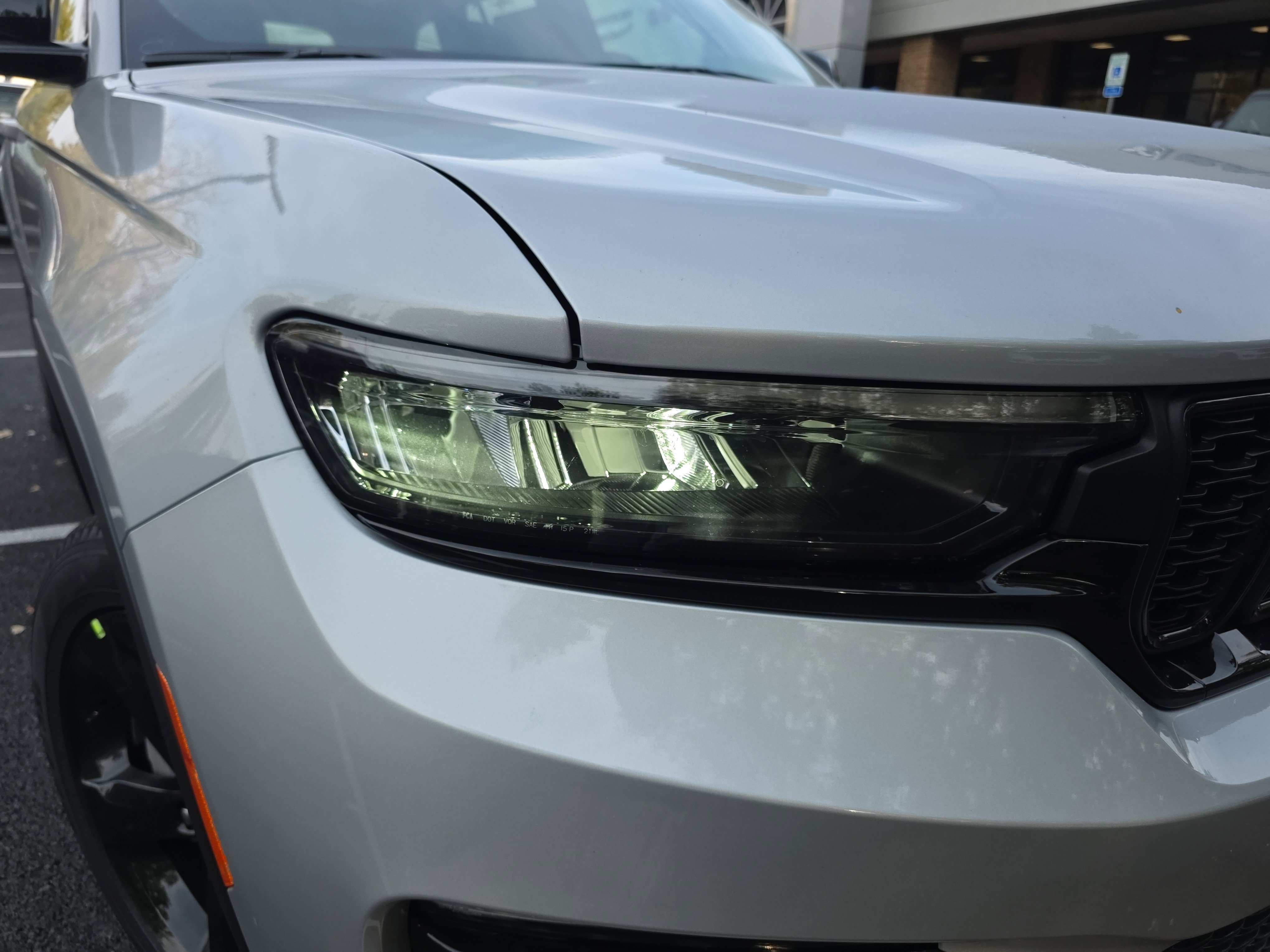 New 2025 Jeep Grand Cherokee Limited w/ Luxury Tech Group II image 23